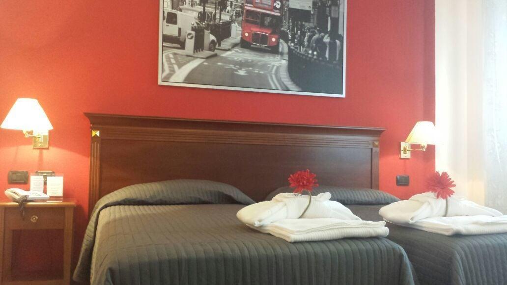 Hotel Fidenza Dış mekan fotoğraf