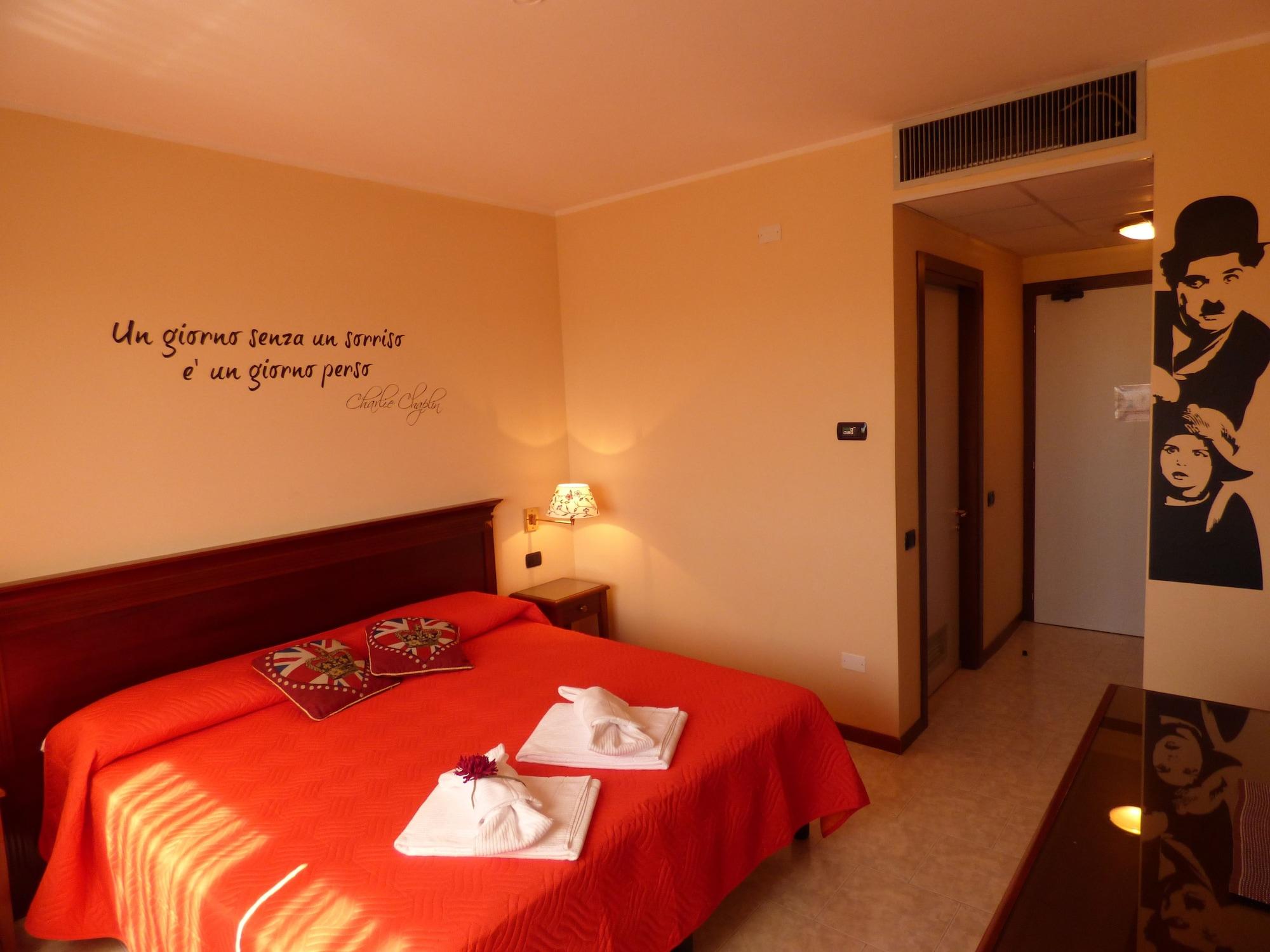 Hotel Fidenza Dış mekan fotoğraf