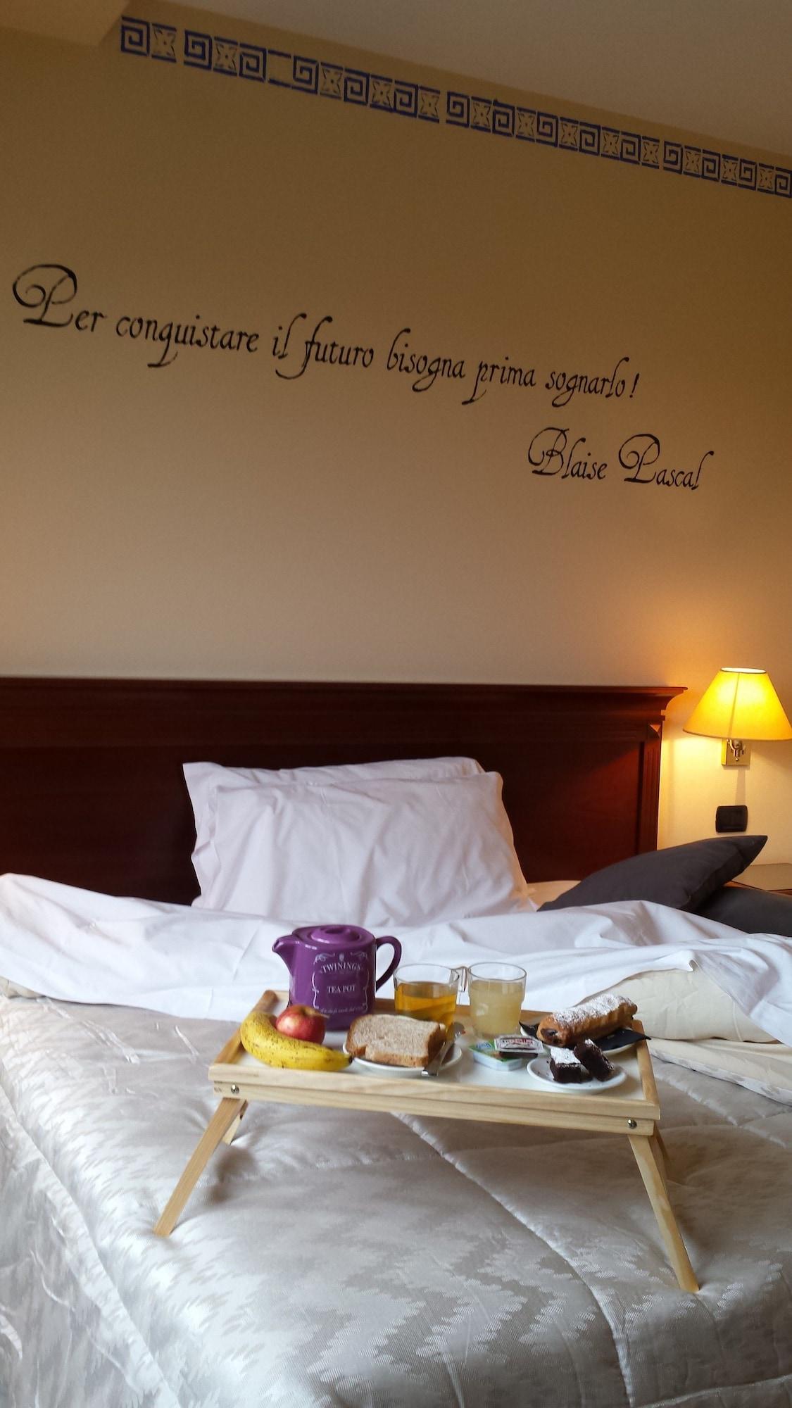 Hotel Fidenza Dış mekan fotoğraf
