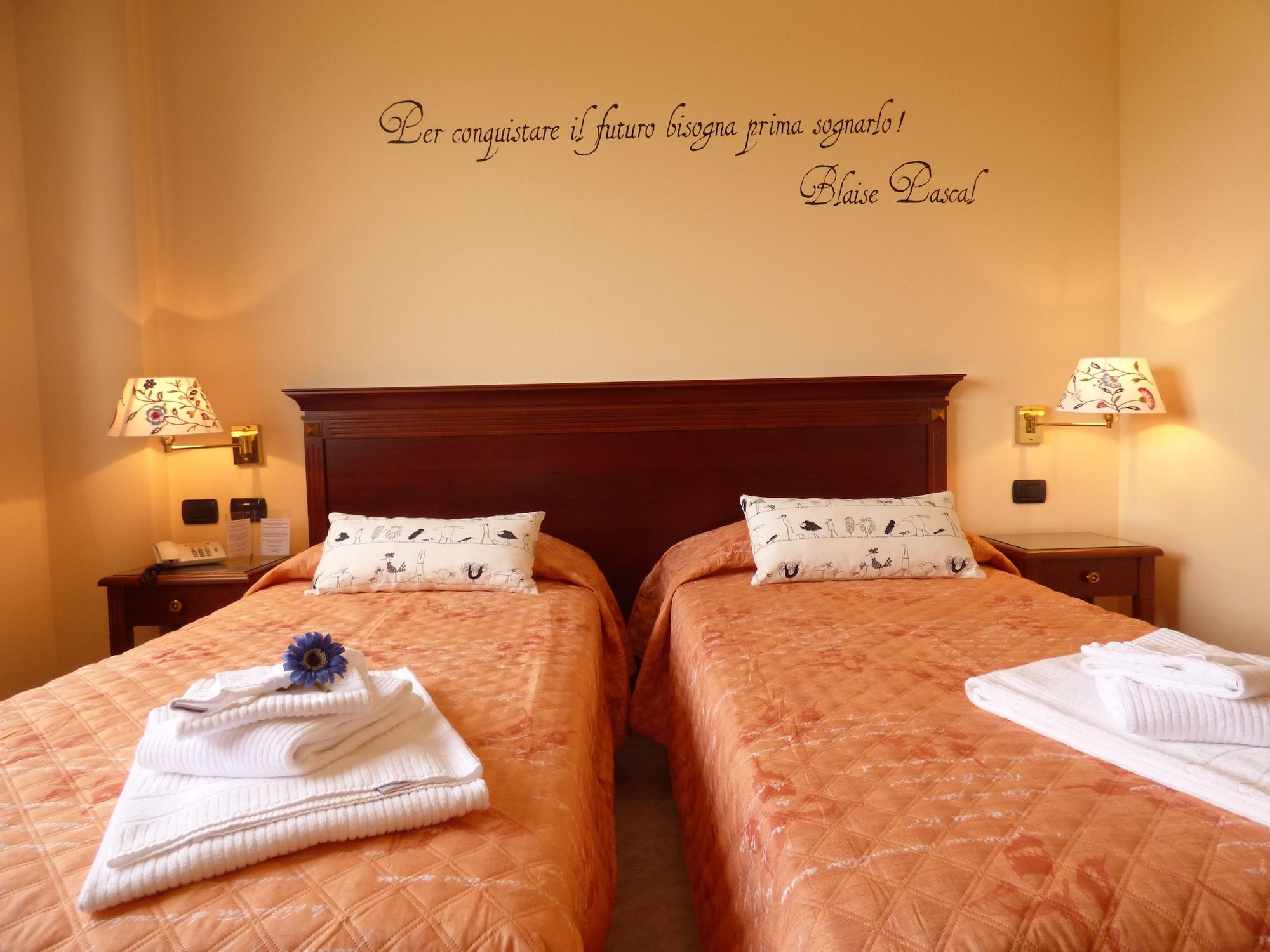 Hotel Fidenza Dış mekan fotoğraf