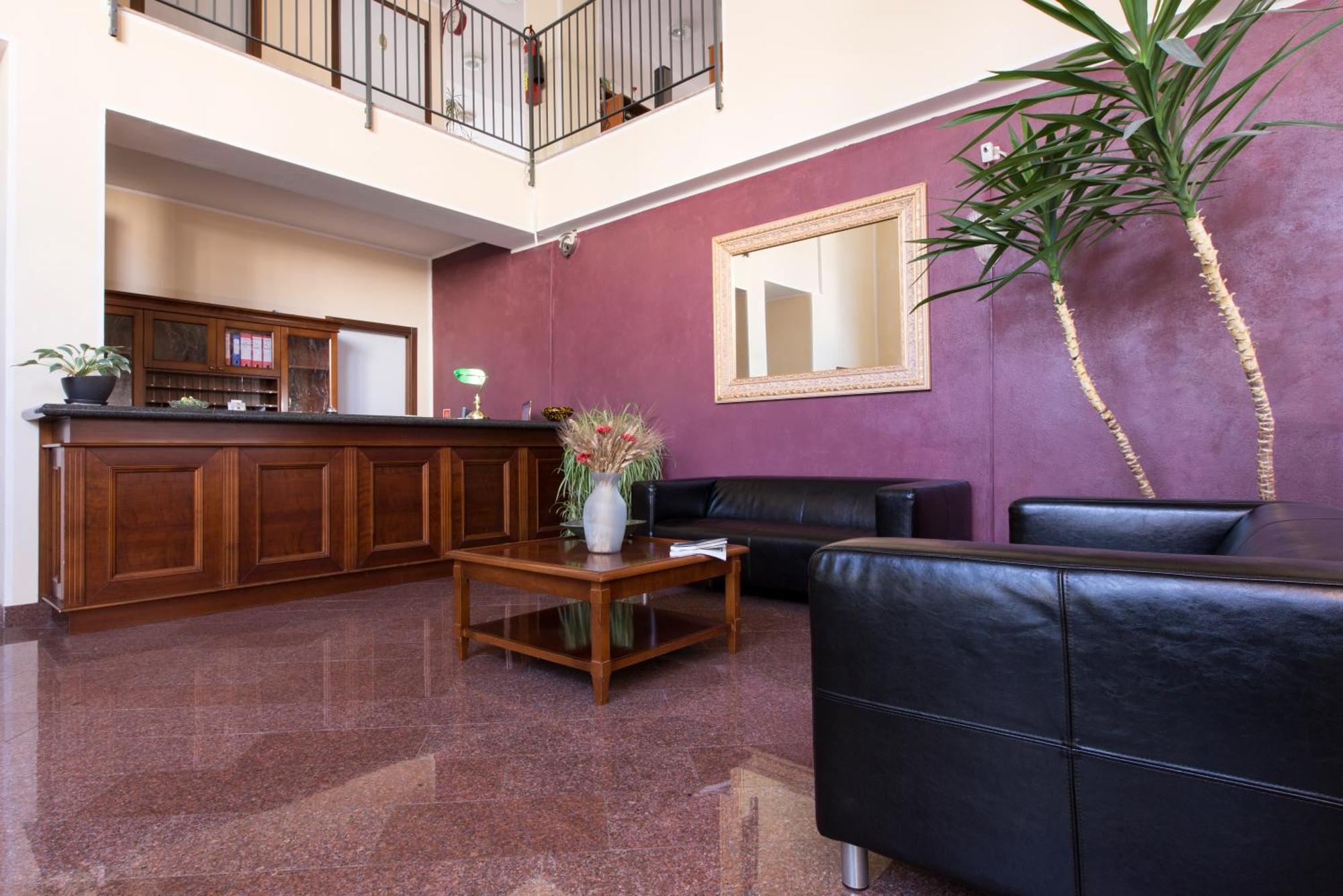 Hotel Fidenza Dış mekan fotoğraf
