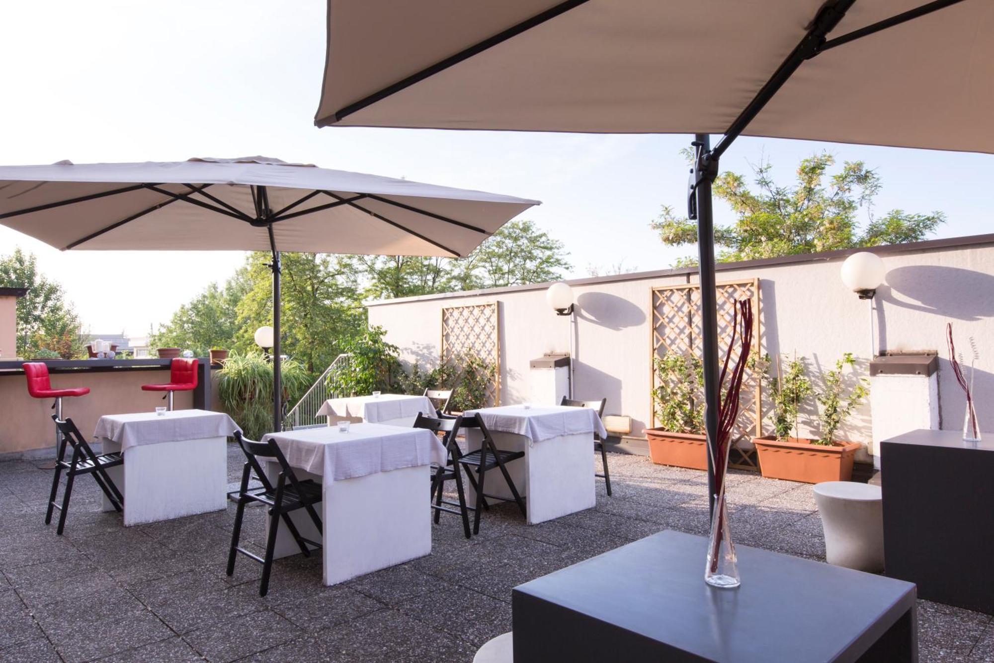 Hotel Fidenza Dış mekan fotoğraf